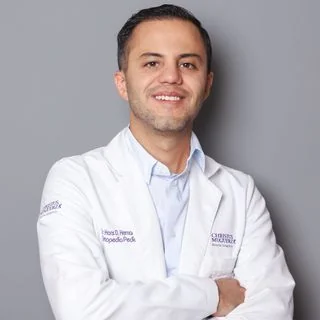 Foto de Dr. Hans Daniel Hernández Hernández, Ortopedia y Traumatología en León