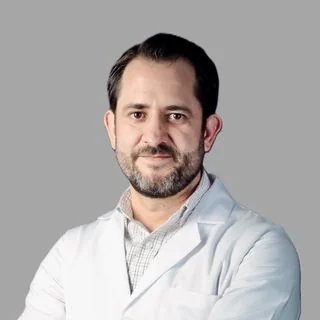 Foto de Dr. Miguel A. Romo Randolph, Urología en León