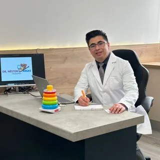 Foto de Dr. Néstor Daniel Vargas Barcenas, Pediatría en León