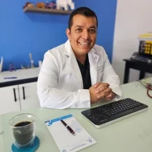 Foto de Dr. Roberto César Cervantes Pérez, Gastroenterología en Celaya