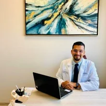 Foto de Dr. Valente Romero, Ortopedia y Traumatología en León