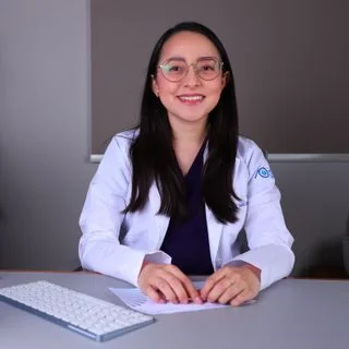 Foto de Dr. Valeria Cuevas Lozano, Oftalmología en León