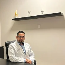 Foto de Dr. Víctor Manuel Vargas Guerrero, Ortopedia y Traumatología en León