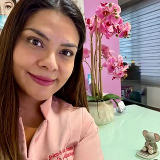Foto de Dr. Adriana Selene Meza Escoto, Ginecología y Obstetricia en Guadalajara