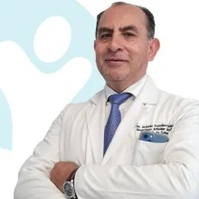 Foto de Dr. Artemio González Sánchez, Ortopedia y Traumatología en Guadalajara