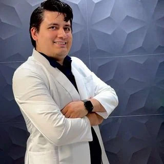 Foto de Dr. Bernardo Garcia Valenzuela, Ortopedia y Traumatología en Guadalajara