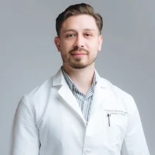 Foto de Dr. Brahyan Gómez Domínguez, Ortopedia y Traumatología en Guadalajara