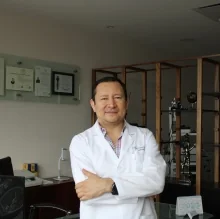 Foto de Dr. Edgar Chávez Oseguera, Otorrinolaringología en Guadalajara