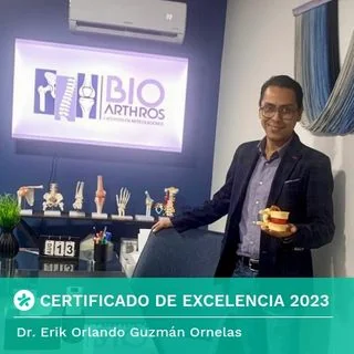Foto de Dr. Erik Orlando Guzmán Ornelas, Ortopedia y Traumatología en Guadalajara