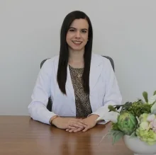 Foto de Dr. Karen Lizette Cerda Contreras, Dermatología en Guadalajara