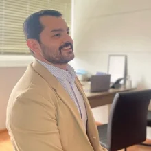 Foto de Dr. Manuel Arthur, Ortopedia y Traumatología en Guadalajara