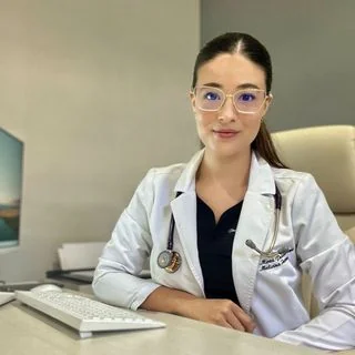 Foto de Dr. Mirza Palacios Rojo, Medicina Interna en Guadalajara