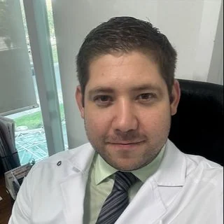 Foto de Dr. Samuel Arriola Castro, Ortopedia y Traumatología en Guadalajara