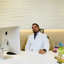 Foto de Dr. Atahualpa Corona Santiago, Dermatología en Morelia