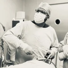 Foto de Dr. Holbeing Alfaro Galindez, Ortopedia y Traumatología en Juárez