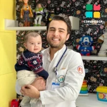 Foto de Dr. Victor Martínez Bucio pediátrico, Cirugía Pediátrica en Morelia