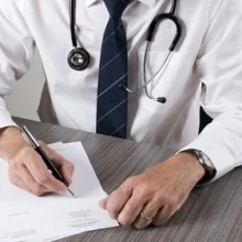 Foto de Dr. Carlos Solar Aguirre, Cirugía General en Tepic