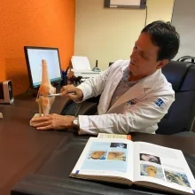 Foto de Dr. José Ramón Ibarra Hernández, Ortopedia y Traumatología en Tepic