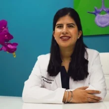 Foto de Dr. Nuria Cecilia Zamora Zúñiga, Reumatología en Tepic