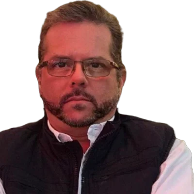 Foto de Dr. Alejandro Fernández Gómez, Ginecología y Obstetricia en Monterrey