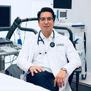 Foto de Dr. Arturo Moreno Pérez, Cardiología en Monterrey