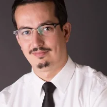 Foto de Dr. Arturo Travis Dade Reyes, Otorrinolaringología en Monterrey