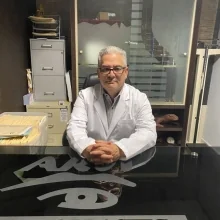 Foto de Dr. Axel Schwartz Velasco, Urología en Monterrey