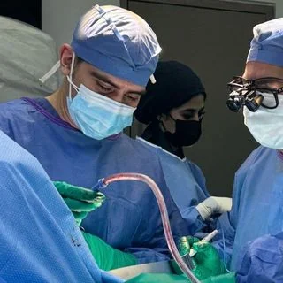 Foto de Dr. Emanuell Picazo Camacho, Ortopedia y Traumatología en Monterrey