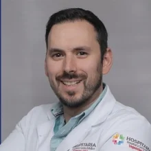 Foto de Dr. Javier Daniel González Fernández, Ortopedia y Traumatología en Monterrey