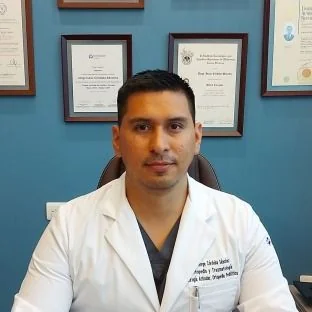 Foto de Dr. Jorge Isaac Cordoba Sanchez, Ortopedia y Traumatología en Monterrey