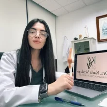 Foto de Dr. Karla Verdugo, Ortopedia y Traumatología en Monterrey