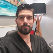 Foto de Dr. René Francisco García Milán, Ortopedia y Traumatología en Monterrey