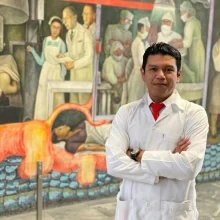 Foto de Dr. Carlos Elías Mendoza López, Medicina Interna en Puebla