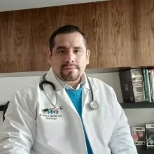 Foto de Dr. Edson Augusto Martínez Cruz, Medicina Interna en Puebla