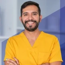 Foto de Dr. Emmanuel Alcázar Casarín, Medicina Interna en Puebla