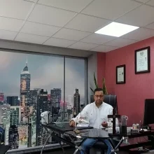 Foto de Dr. Herbert Cáceres Bustamante, Ortopedia y Traumatología en Puebla