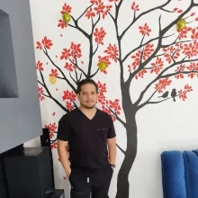 Foto de Dr. Ishu Michel Reyes Moguel, Otorrinolaringología en Puebla