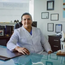 Foto de Dr. JONATHAN GUZMAN GUEVARA, Ortopedia y Traumatología en Puebla