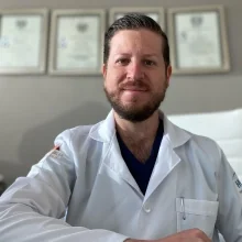 Foto de Dr. José Alfonso Armora Duarte, Oftalmología en Juárez