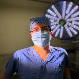 Foto de Dr. Raúl Alberto Hernández Hernández, Ortopedia y Traumatología en Puebla