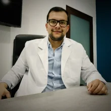 Foto de Dr. Carlos Rodríguez Albístegui, Ortopedia y Traumatología en Querétaro