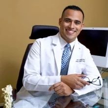 Foto de Dr. Cesar A. Gutierrez Parada, Ortopedia y Traumatología en Querétaro