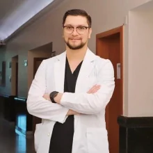 Foto de Dr. Edgar Adrián Cobos Robles, Ginecología y Obstetricia en Querétaro