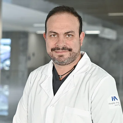 Foto de Dr. Enrique Hans Mues Guízar, Urología en Querétaro
