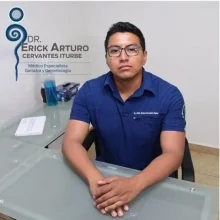 Foto de Dr. Erick Cervantes Iturbe, Geriatría en Querétaro
