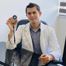 Foto de Dr. Jesús Parral Pacheco, Dermatología en Querétaro