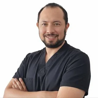 Foto de Dr. Mario Luis Balcazar Ganem, Ortopedia y Traumatología en Querétaro
