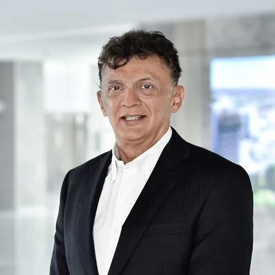 Foto de Dr. Miguel Luis Esquivel Herrera, Coloproctología en Querétaro