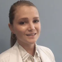 Foto de Dr. Ana Carolina Bassol Cámara, Neumología en Cancún