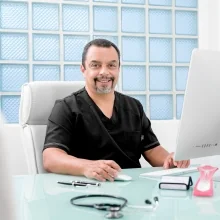 Foto de Dr. Armando Cinta Luna, Ginecología y Obstetricia en Cancún